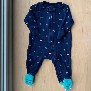 #5. Carter’s 3m zippered sleeper.